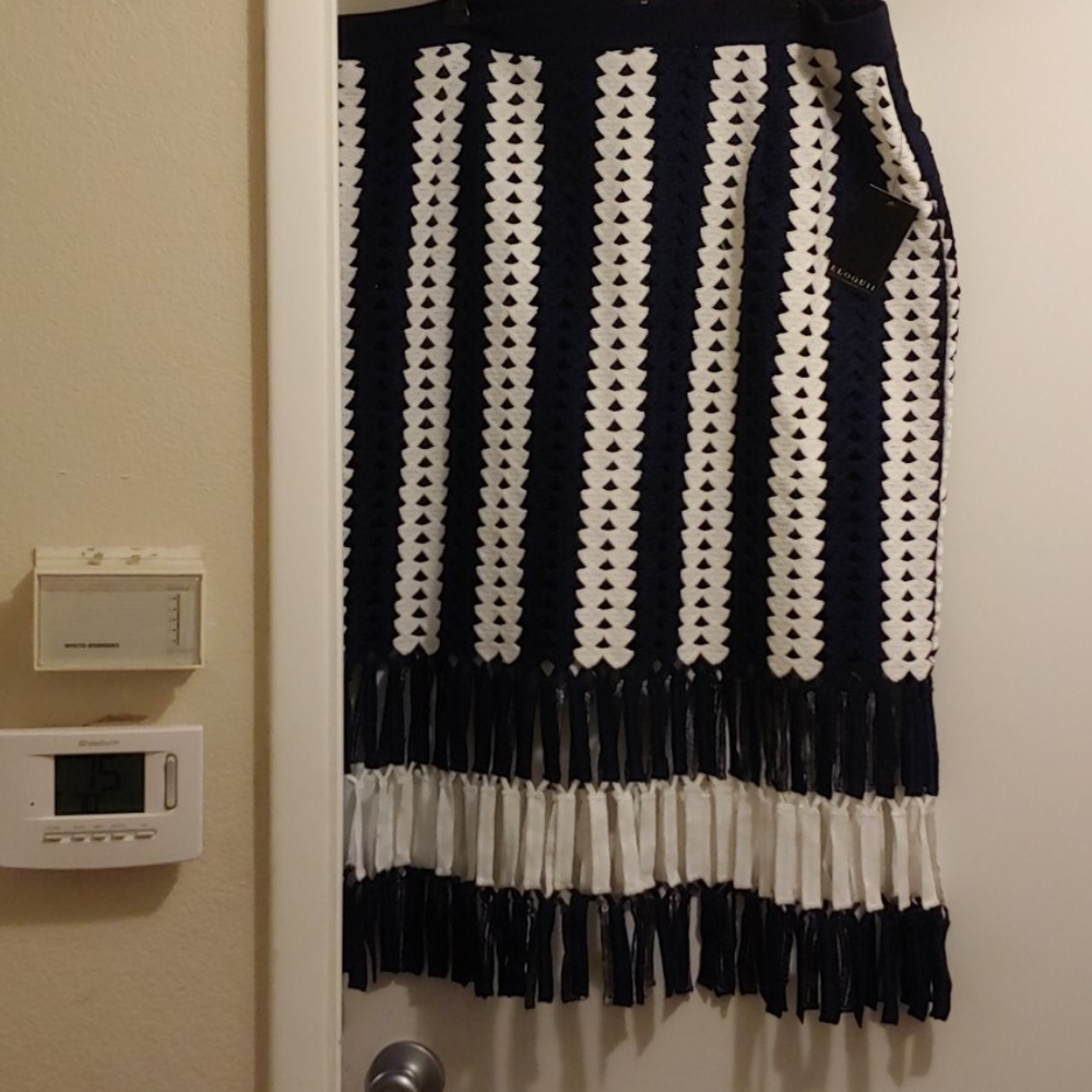 Plus size blue and white knitted long skirt by Elo